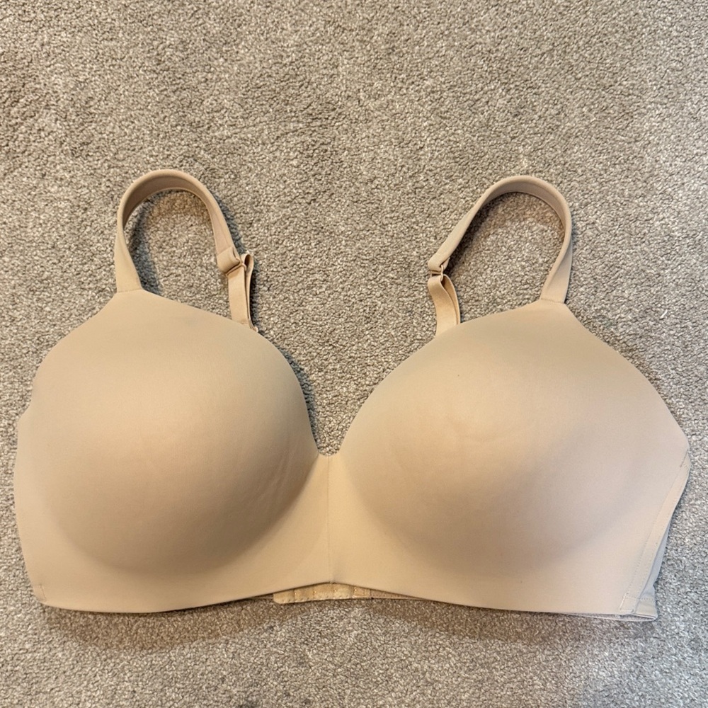 Cacique Nude Lightly Lined T-Shirt Wireless Bra Size 44DD